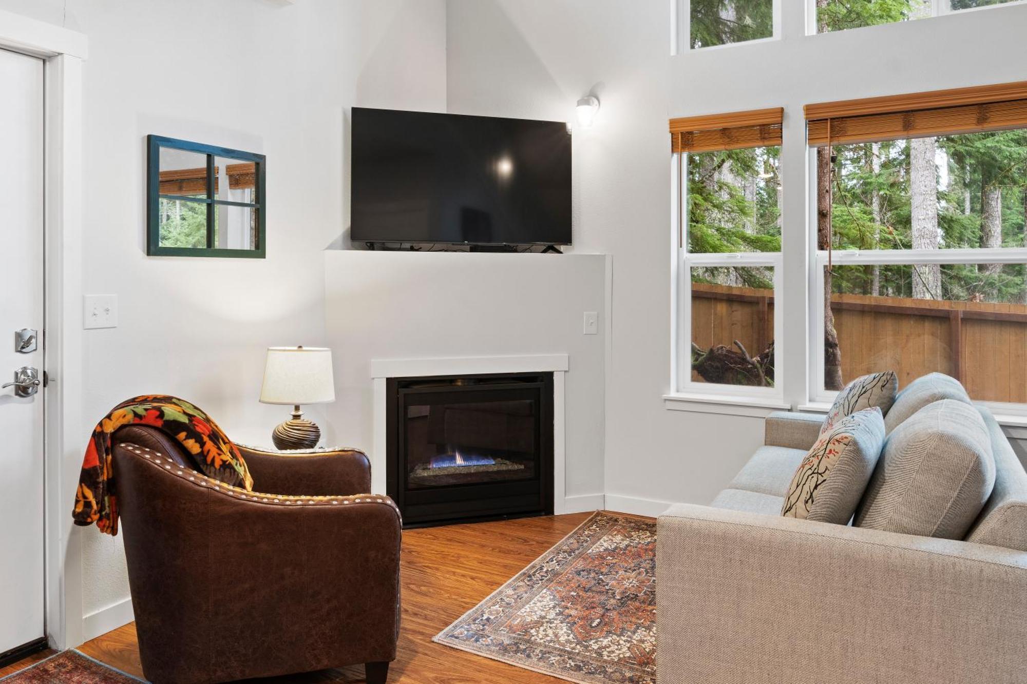 Mt. Rainier Cabin W/Hot Tub Ashford Ngoại thất bức ảnh